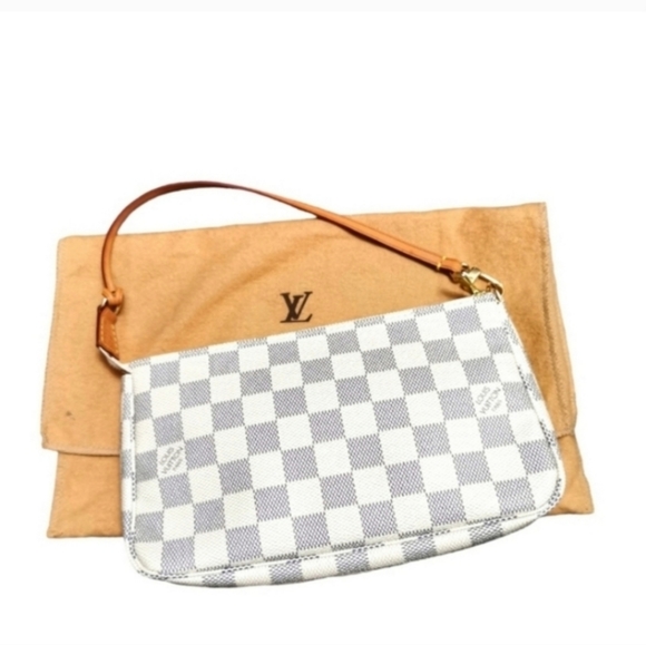 Louis Vuitton Handbags - Louis Vuitton Pochette accessories azur canvas